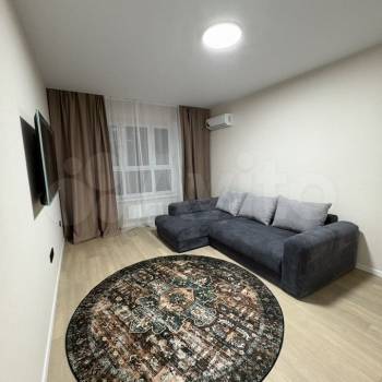 Сдается 1-комнатная квартира, 37 м²