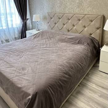 Продается 1-комнатная квартира, 37 м²