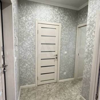 Продается 1-комнатная квартира, 37 м²