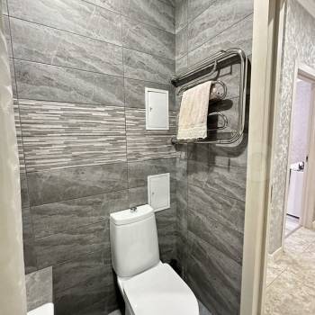 Продается 1-комнатная квартира, 37 м²