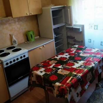 Продается 1-комнатная квартира, 36 м²