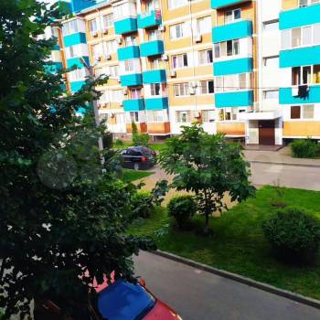 Продается 1-комнатная квартира, 36 м²