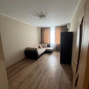 Сдается 1-комнатная квартира, 39 м²