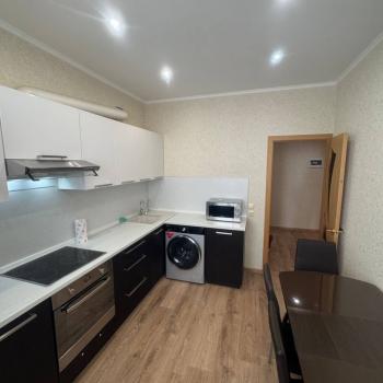 Сдается 1-комнатная квартира, 39 м²