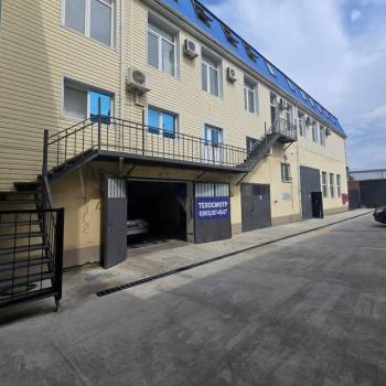 Продается Нежилое помещение, 2500 м²