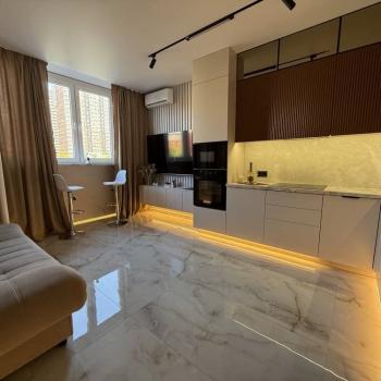 Продается 1-комнатная квартира, 44 м²