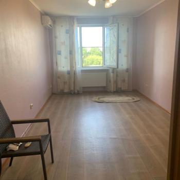 Продается 1-комнатная квартира, 45,7 м²