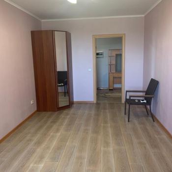 Продается 1-комнатная квартира, 45,7 м²