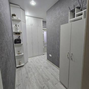 Продается 2-х комнатная квартира, 56 м²