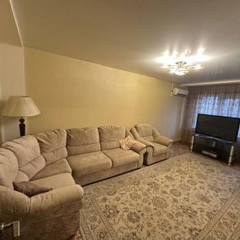 Сдается Многокомнатная квартира, 70 м²