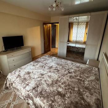 Сдается Многокомнатная квартира, 70 м²