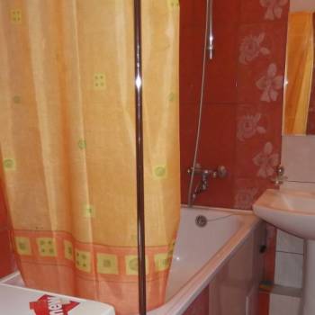 Сдается Многокомнатная квартира, 90 м²