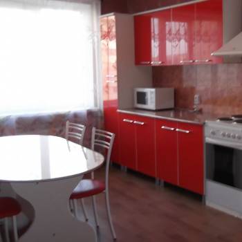 Сдается Многокомнатная квартира, 90 м²