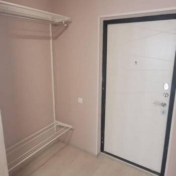 Продается 1-комнатная квартира, 46 м²