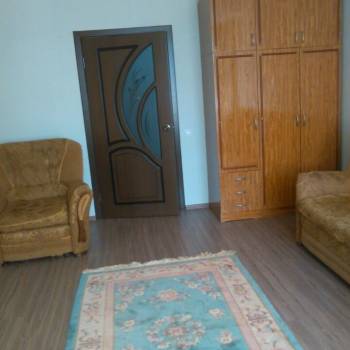 Сдается 1-комнатная квартира, 43 м²