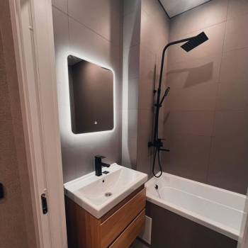 Продается 1-комнатная квартира, 35 м²