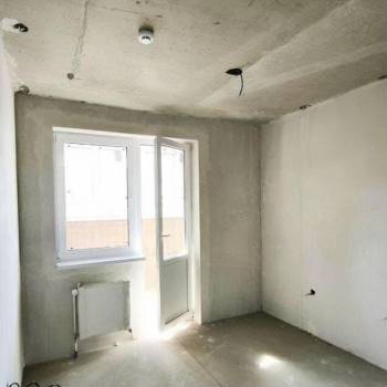 Продается 1-комнатная квартира, 37 м²