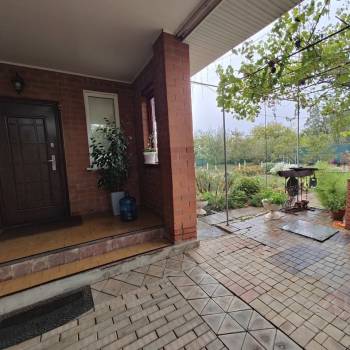 Продается Дом, 200 м²