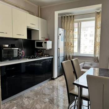 Продается 1-комнатная квартира, 34 м²