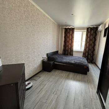 Продается 1-комнатная квартира, 34 м²