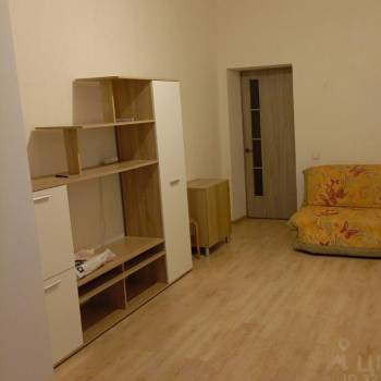 Сдается 1-комнатная квартира, 38 м²