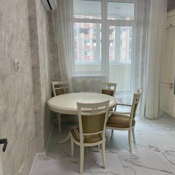 Сдается 1-комнатная квартира, 46 м²