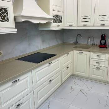 Сдается 1-комнатная квартира, 46 м²