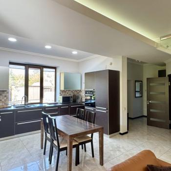 Продается Дом, 208 м²