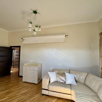 Продается Дом, 208 м²
