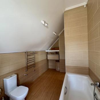 Продается Дом, 208 м²