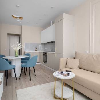 Продается 1-комнатная квартира, 43 м²