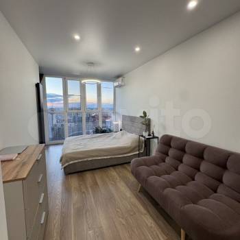 Продается 1-комнатная квартира, 32 м²