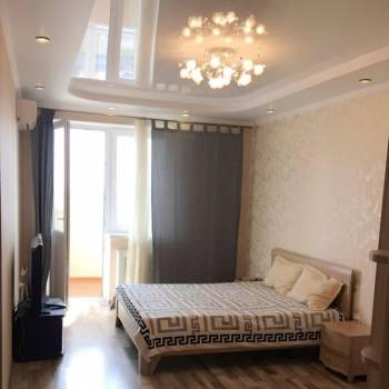 Сдается 2-х комнатная квартира, 70 м²