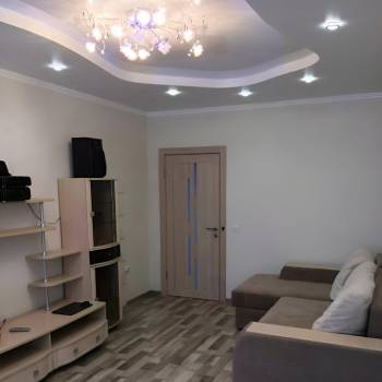 Сдается 2-х комнатная квартира, 70 м²