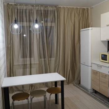 Сдается 1-комнатная квартира, 38 м²