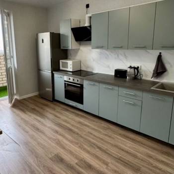 Сдается 1-комнатная квартира, 42 м²