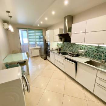 Продается 3-х комнатная квартира, 96 м²