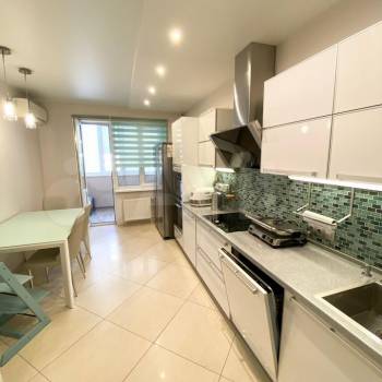 Продается 3-х комнатная квартира, 96 м²