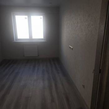 Продается 1-комнатная квартира, 37 м²