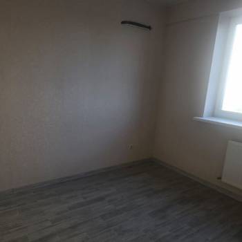 Продается 1-комнатная квартира, 37 м²