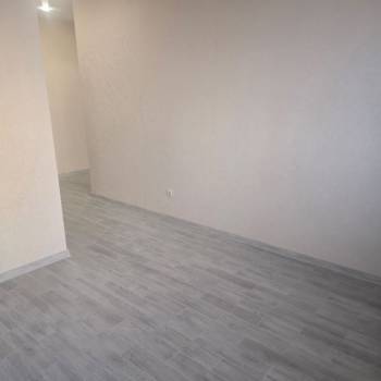 Продается 1-комнатная квартира, 37 м²