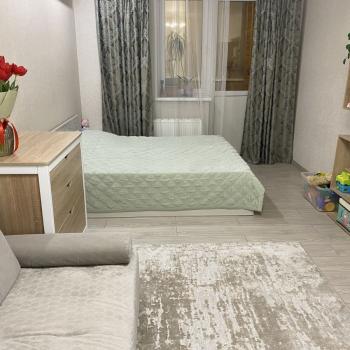 Продается 1-комнатная квартира, 41 м²