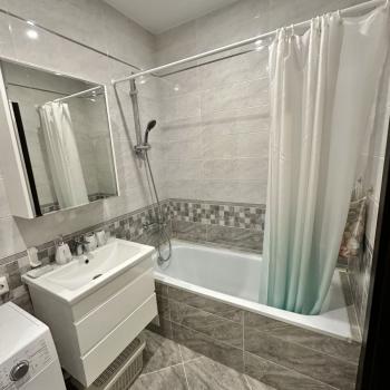 Продается 1-комнатная квартира, 41 м²