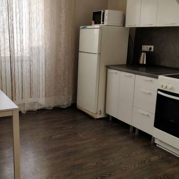 Продается 1-комнатная квартира, 36 м²