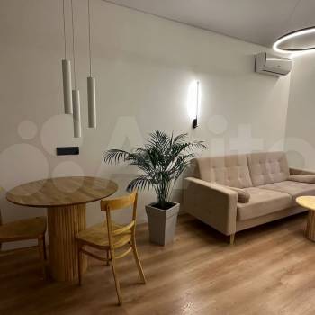 Продается 1-комнатная квартира, 41 м²