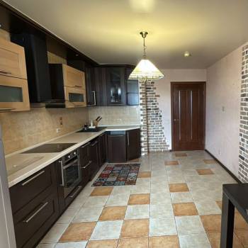 Продается 3-х комнатная квартира, 91 м²