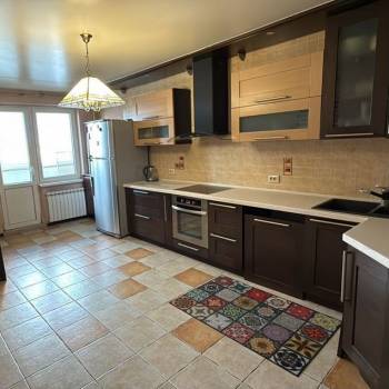 Продается 3-х комнатная квартира, 91 м²