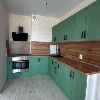 Продается 1-комнатная квартира, 63 м²