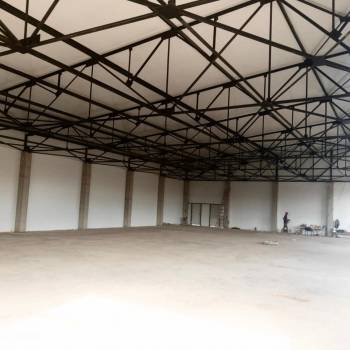 Сдается Нежилое помещение, 200 м²