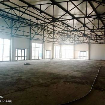 Сдается Нежилое помещение, 200 м²